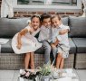 11-familienfotos-geschwister-fotoshooting-homestory-geschichte-fotograf-halle